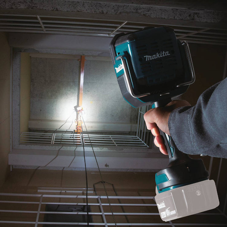 Image of Makita 18 Volt LXT Lithium-Ion LED Cordless Flashlight/Spotlight (Tool Only)