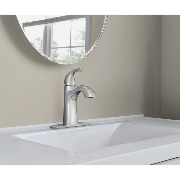 Image of Moen Lindor 1-Handle Lever Centerset Bathroom Faucet, Chrome