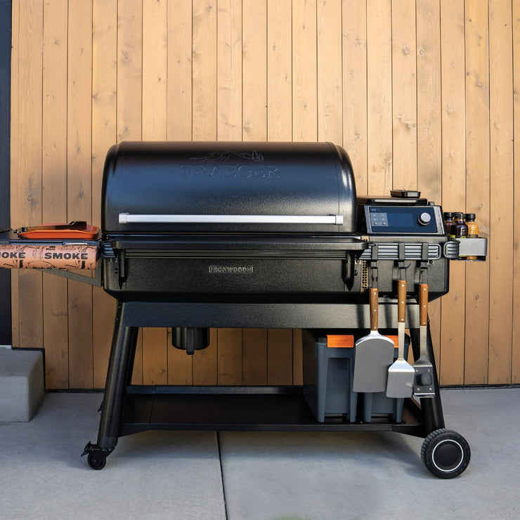 Image of Traeger Ironwood Black 616 Sq. In. Wood Pellet Grill