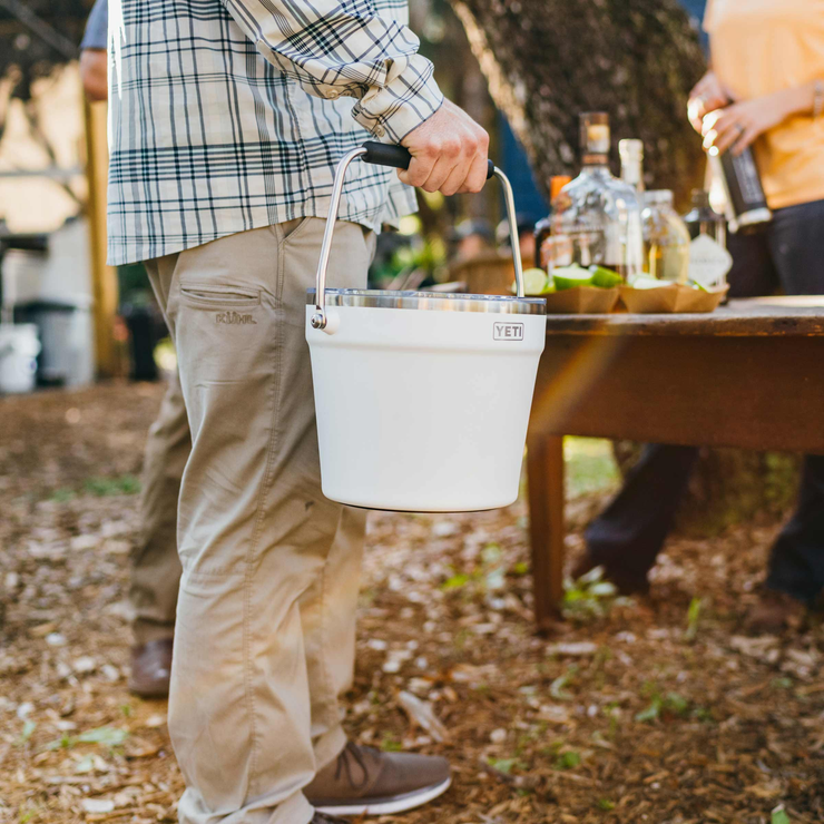 Yeti Beverage Bucket White