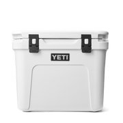 Yeti Roadie 32 Wheeled Cooler White