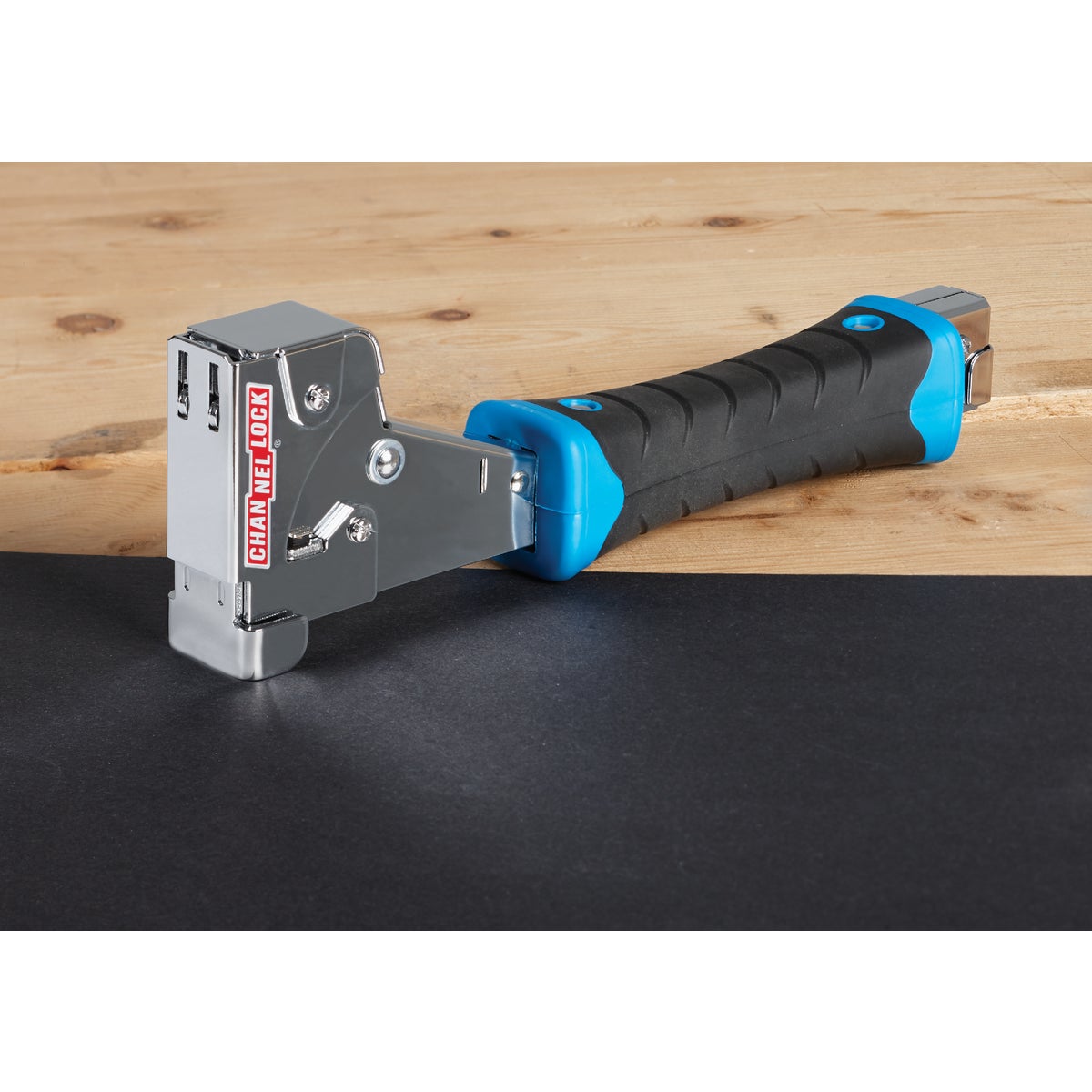 Corner Tacker Channellock Heavy-Duty Hammer Tacker – Hemlock Hardware