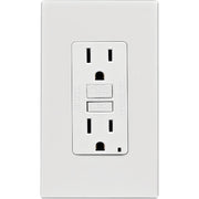 Leviton SmartlockPro Self-Test 15A White Residential Grade 5-15R GFCI Outlet with Screwless Wall Plate