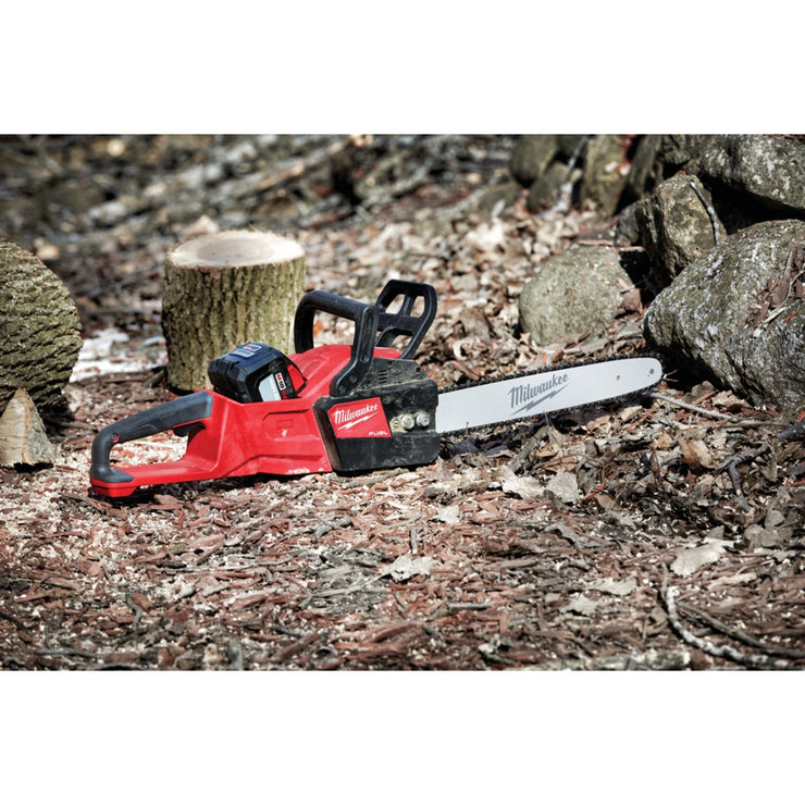 Milwaukee M18 FUEL 16 In. 18V Lithium Ion Cordless Chainsaw Kit