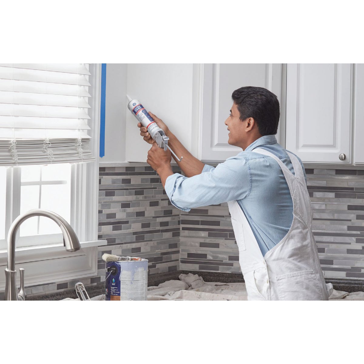 791472 GE Ultra Seal 10.1 Oz. White Siliconized Acrylic Latex Kitchen & Bath ...